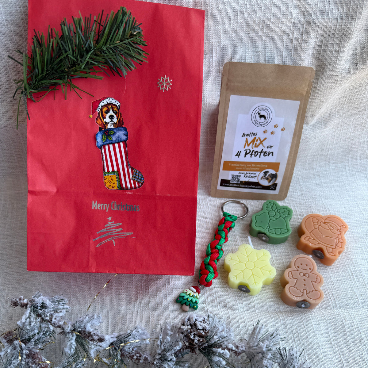 Weihnachtstüte mit Inhalt